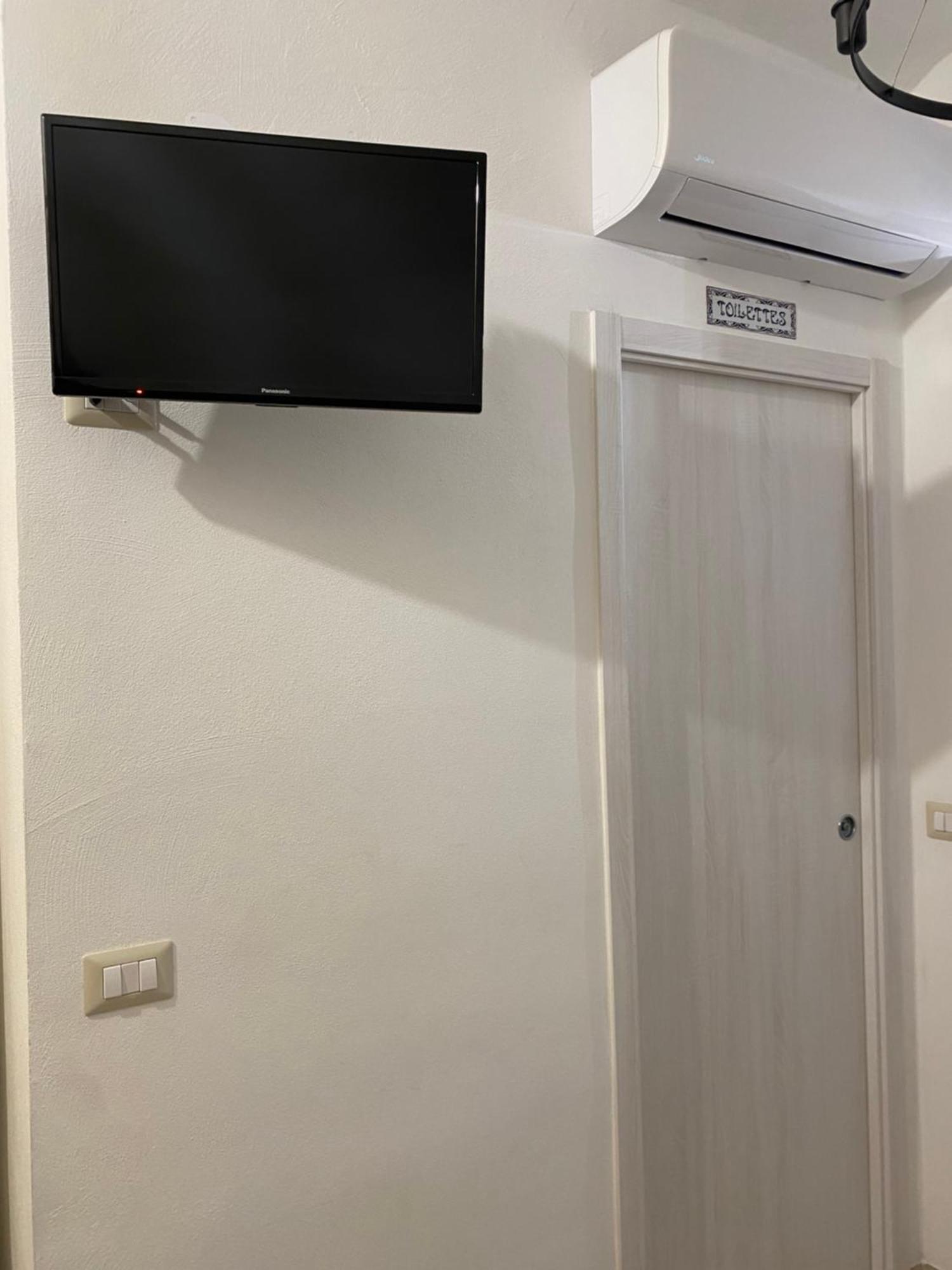 투리 Domus Klara B&B 외부 사진